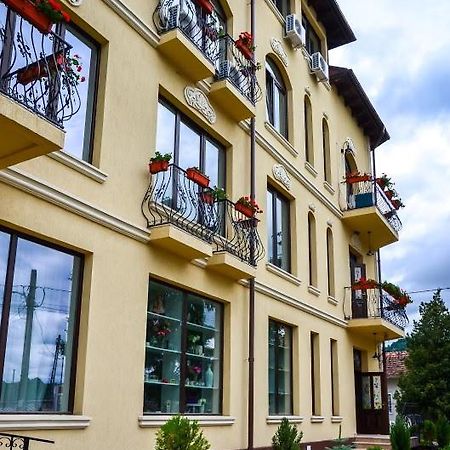 Hotel Coquette Măneciu Exterior foto
